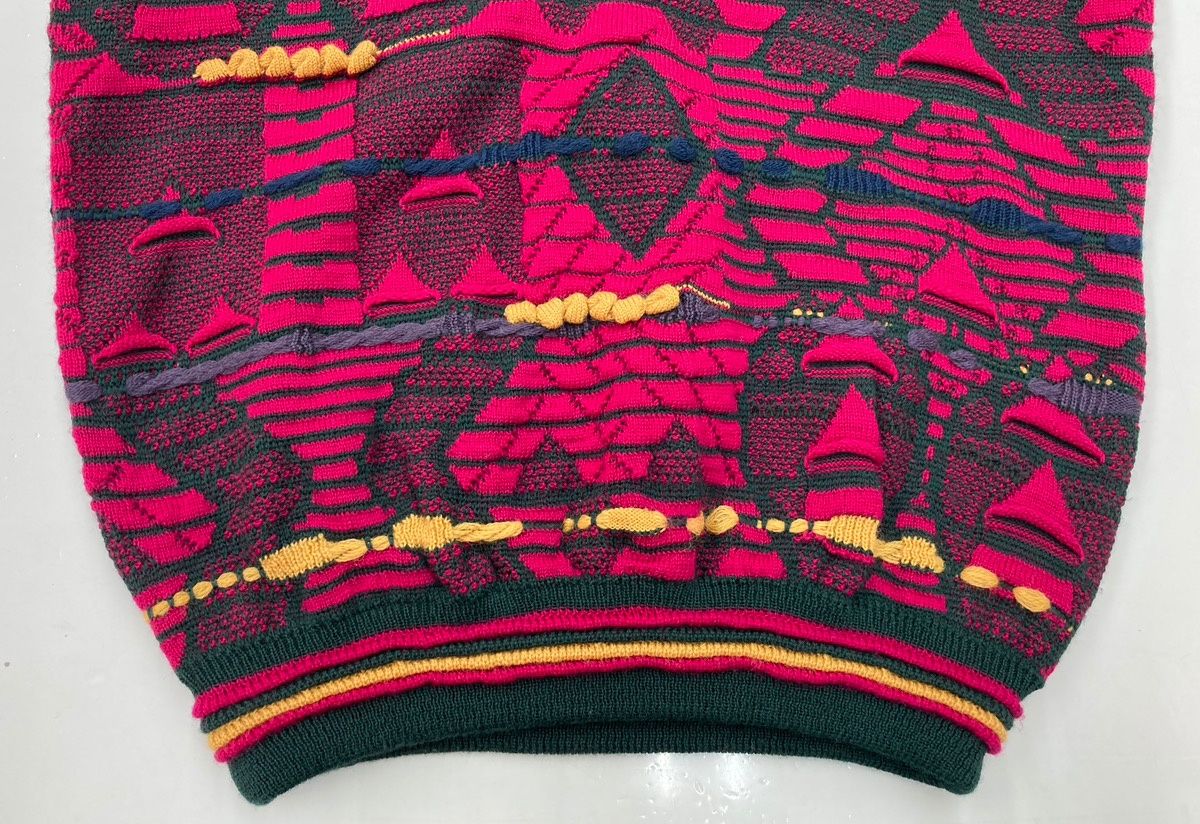 クージー COOGI 3Dニット 立体ニット クレイジーニット Vネック