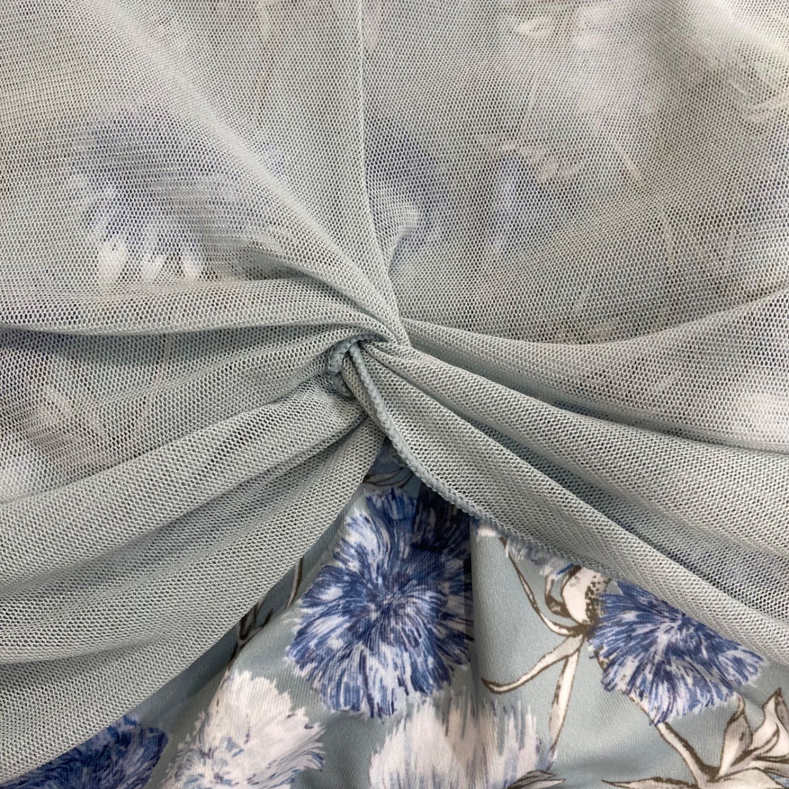 購入 chacott チャコット シアーコンビアザミプリントトップ 256200