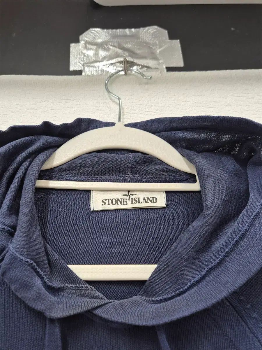 stone  ニット フード 付き ネイビー ストーンアイランド ネイビー フードニット / XL (正規品) - メルカリ