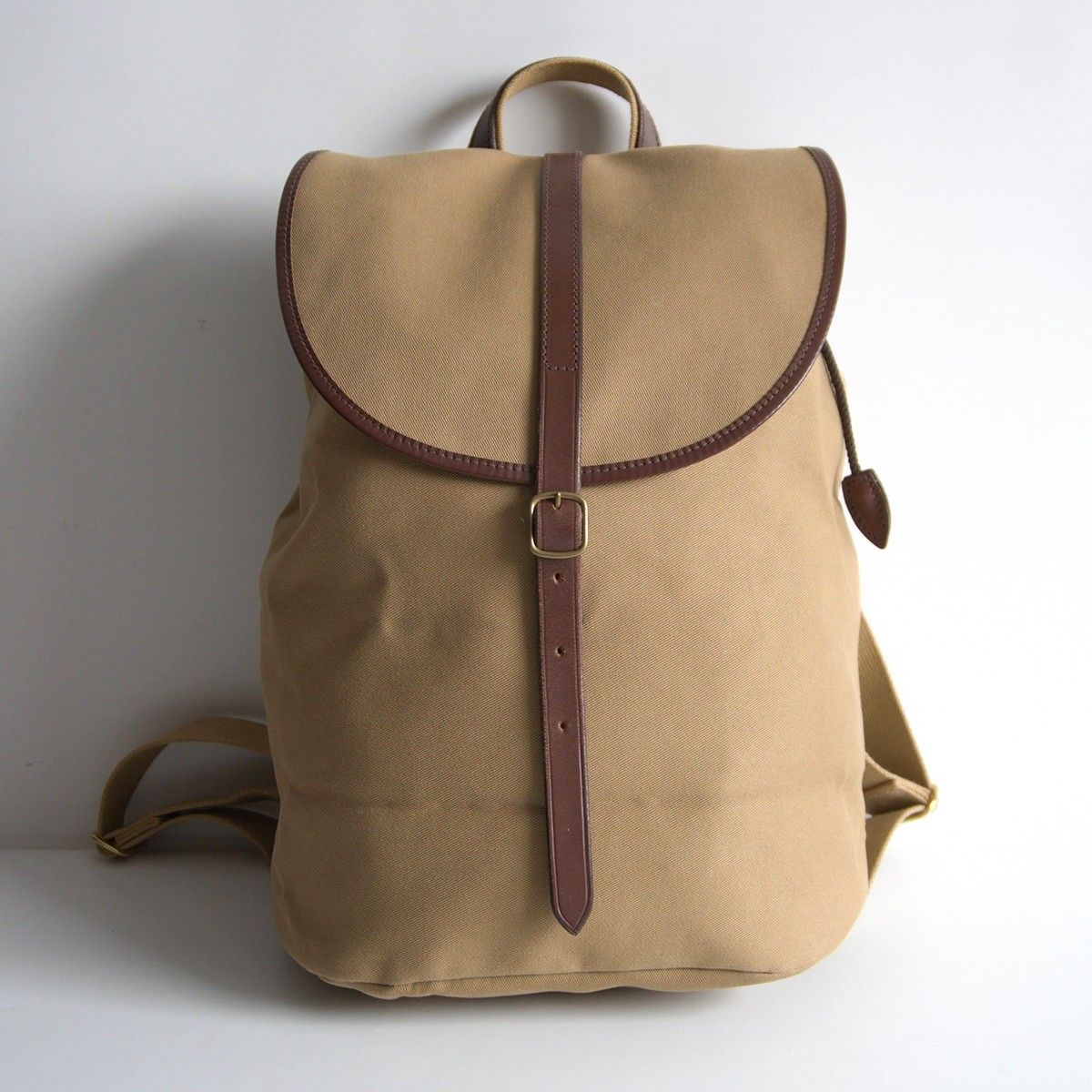 美品】BRADY【Pennine リュックサック】 カーキ ブレディ バッグパック