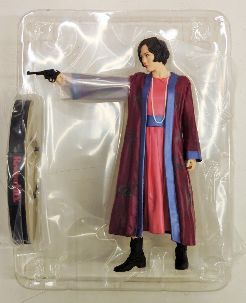 リボルバー・リリー小曾根百合（綾瀬はるか）フィギュア リボルバー・リリー小曾根百合（綾瀬はるか）フィギュア | フィギュア