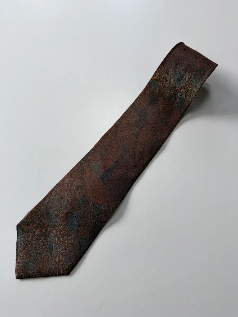 ペイズリー シルク ネック タイ 9cm - メルカリ