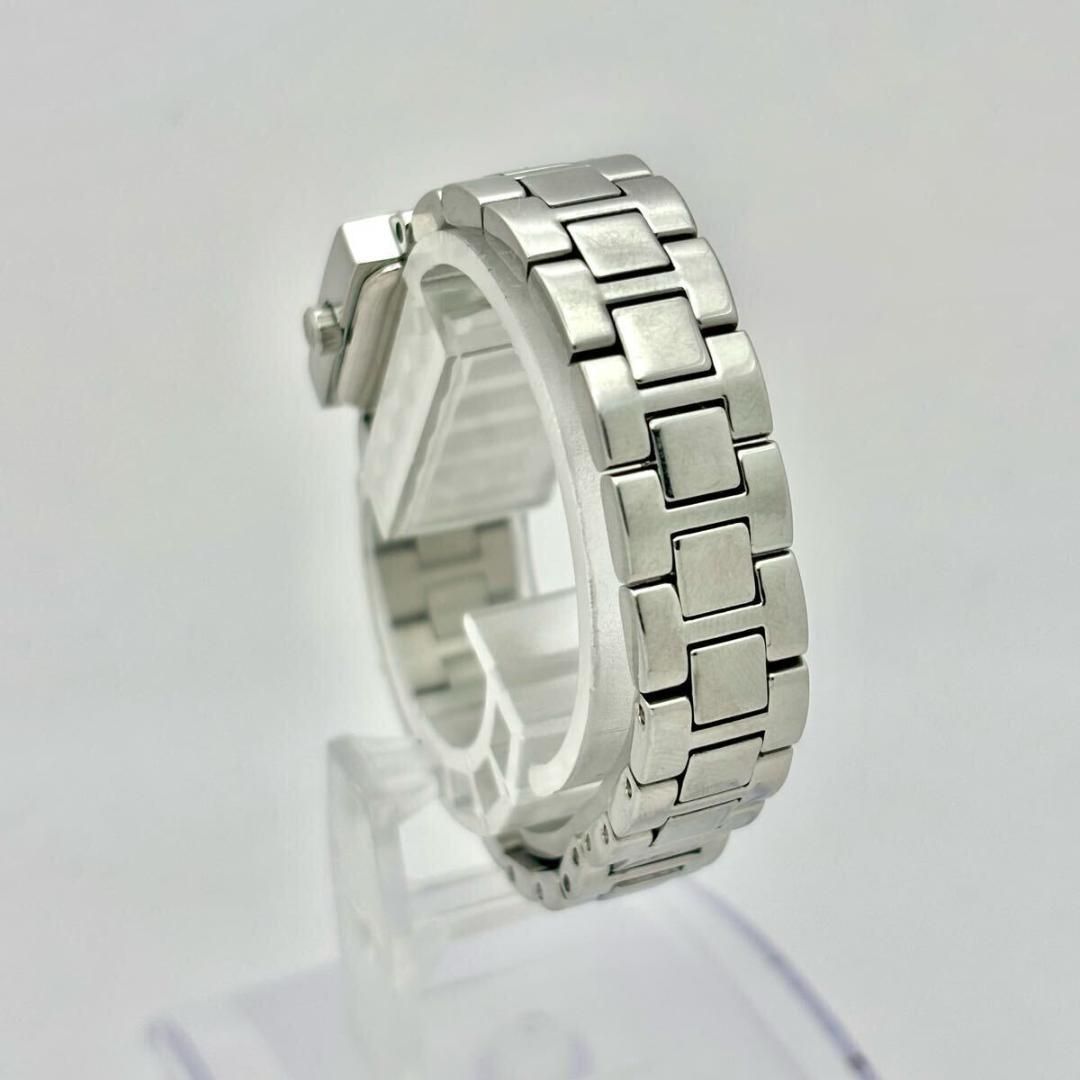 新品電池】GIVENCHY レディース 腕時計 スクエア シルバー ドレス