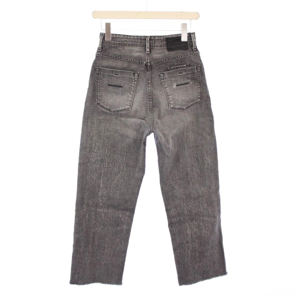 ヤヌーク YANUK 金子綾 クロップドデニムパンツ ジーンズ ジップフライ