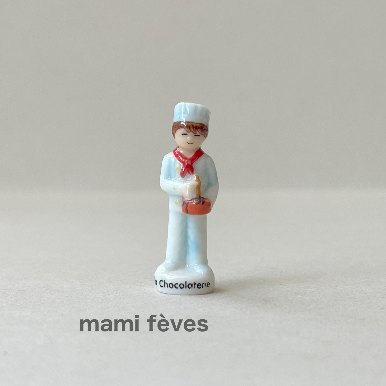 フェーヴ ショコラティエ フランス フェーブ ミニチュア陶器 - メルカリ