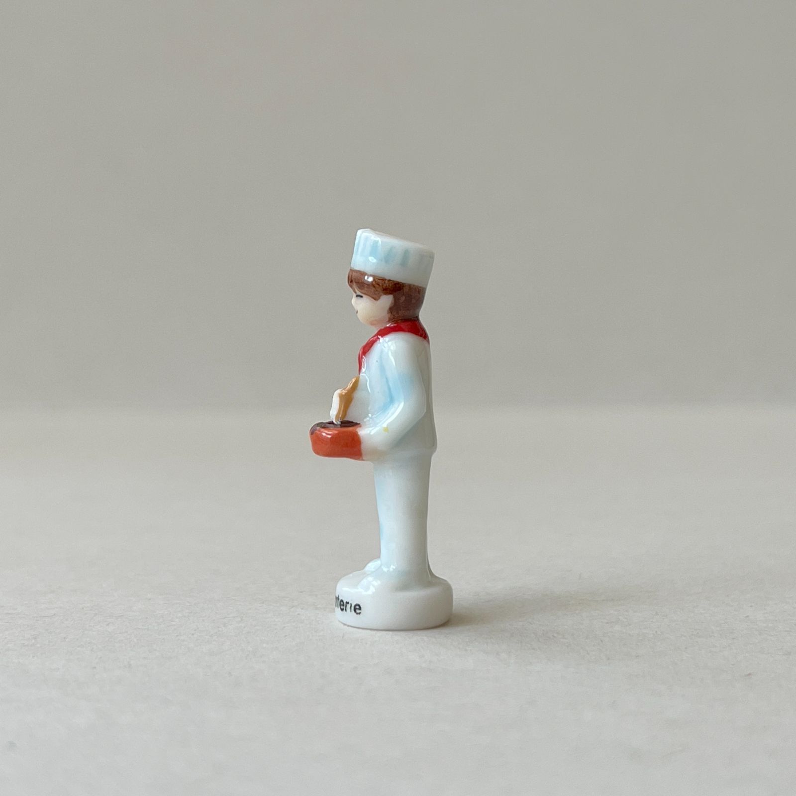 フェーヴ ショコラティエ フランス フェーブ ミニチュア陶器 - メルカリ