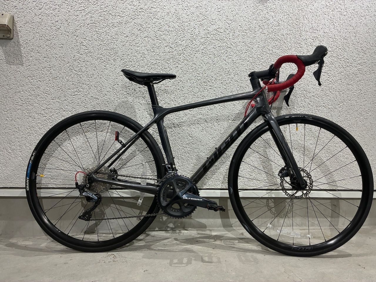 GIRw84）Giant TCR ADVANCED 1 DISC KOM 中古車 Sサイズ（165cm～175cm 