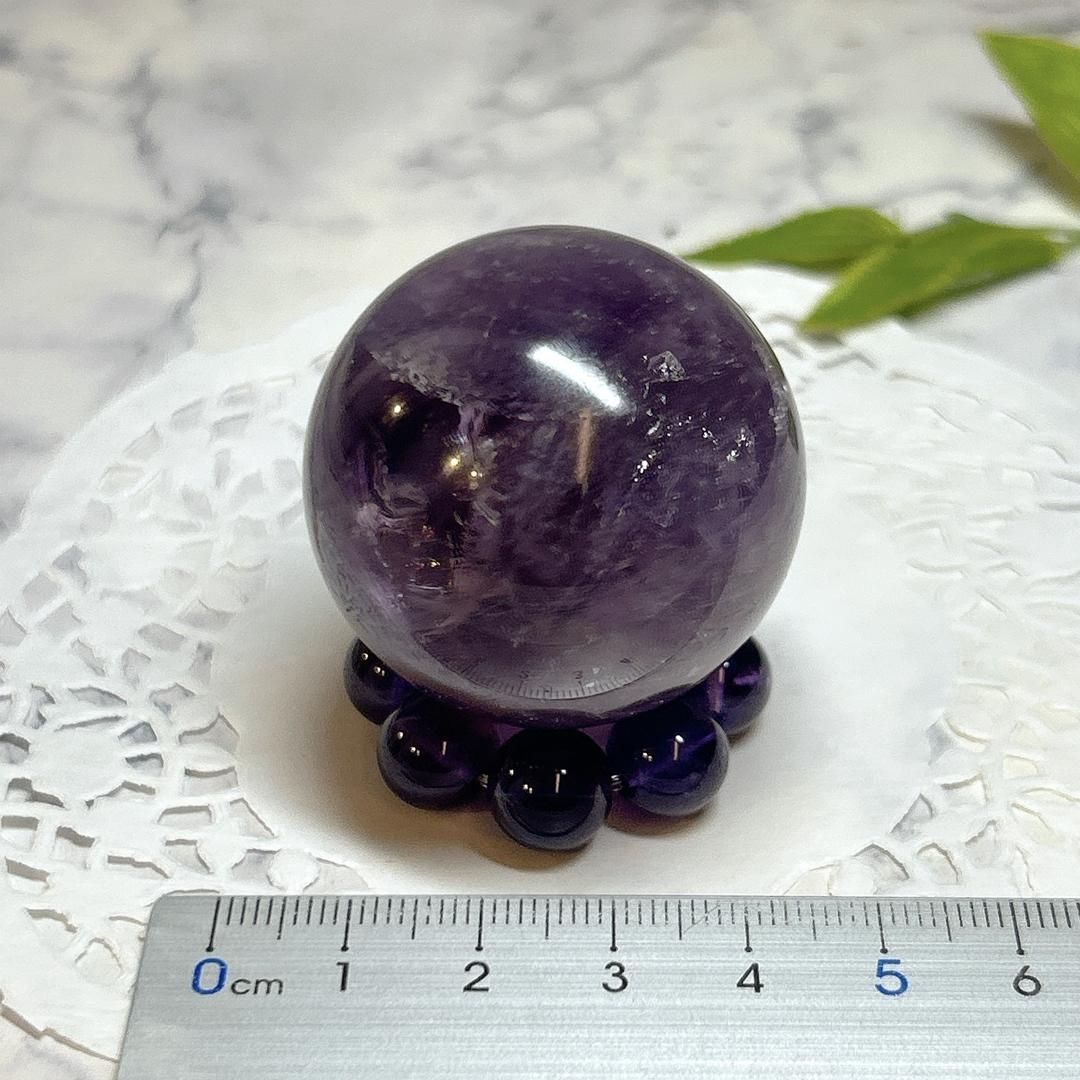 【E17079】アメシスト　レインボー入り　約38　球　スフィア　ブラジル　amethyst 天然石　パワーストーン 球 インテリア小物 約38㎜ レインボーインクルージョンアメジストスフィア E23550アメシスト＊約31㎜＊球＊スフィア＊ブラジル アメトリンスフィア