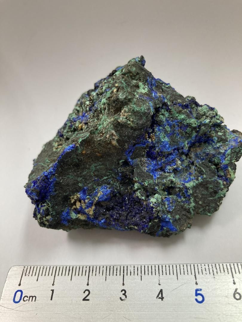 【E32381】マラカイトを伴うアジュライト アジュライト 藍銅鉱 岩絵の具 マラカイト Azurite 天然石 原石 鉱物 パワーストーン