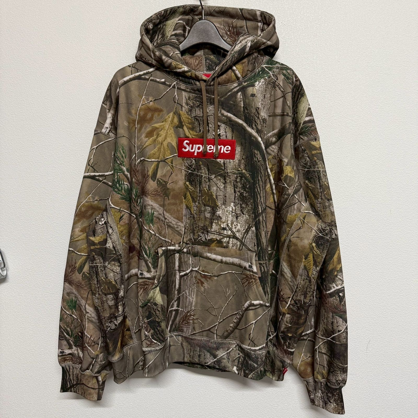 Supreme X-Large コラボ シュプリーム エクストララージ BOX ロゴ 刺繡