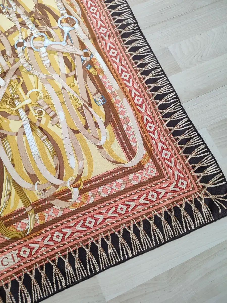 正規品) グッチ シルク 最新 スカーフ GUCCI シルクスカーフ 100% 正規