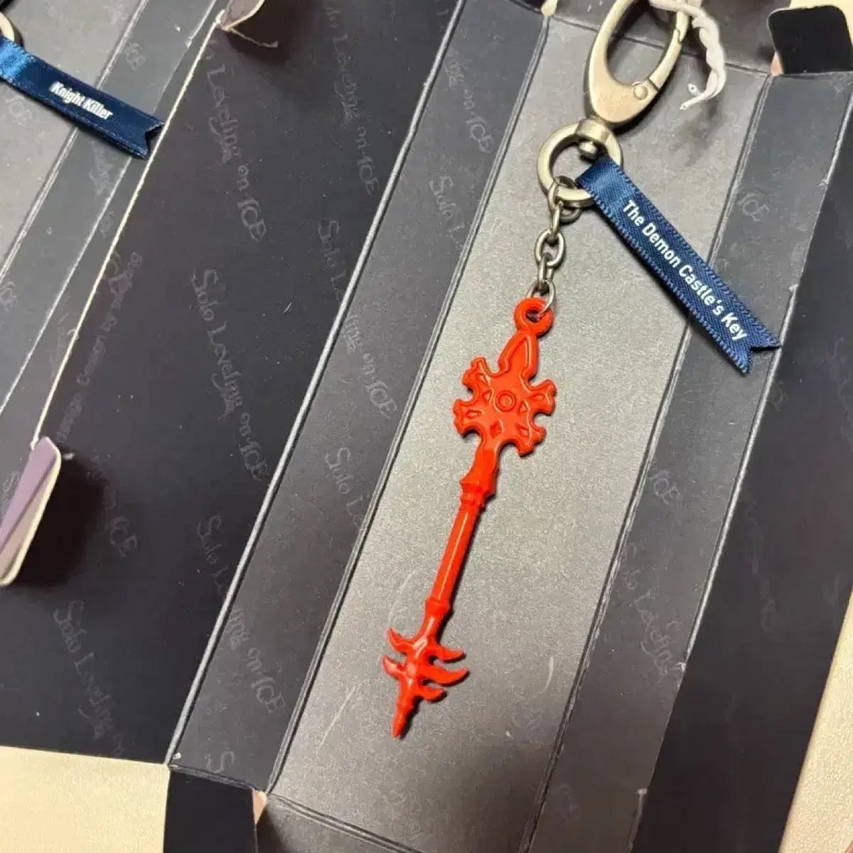 俺だけレベルアップ 俺レベ ナイトキラー 悪魔城 鍵 キーホルダー