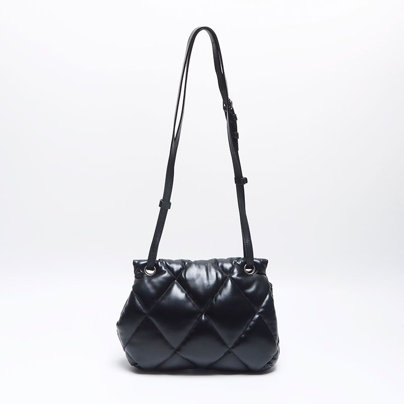 BALENCIAGA バレンシアガ ショルダーバッグ キルティング レザー TOUCH