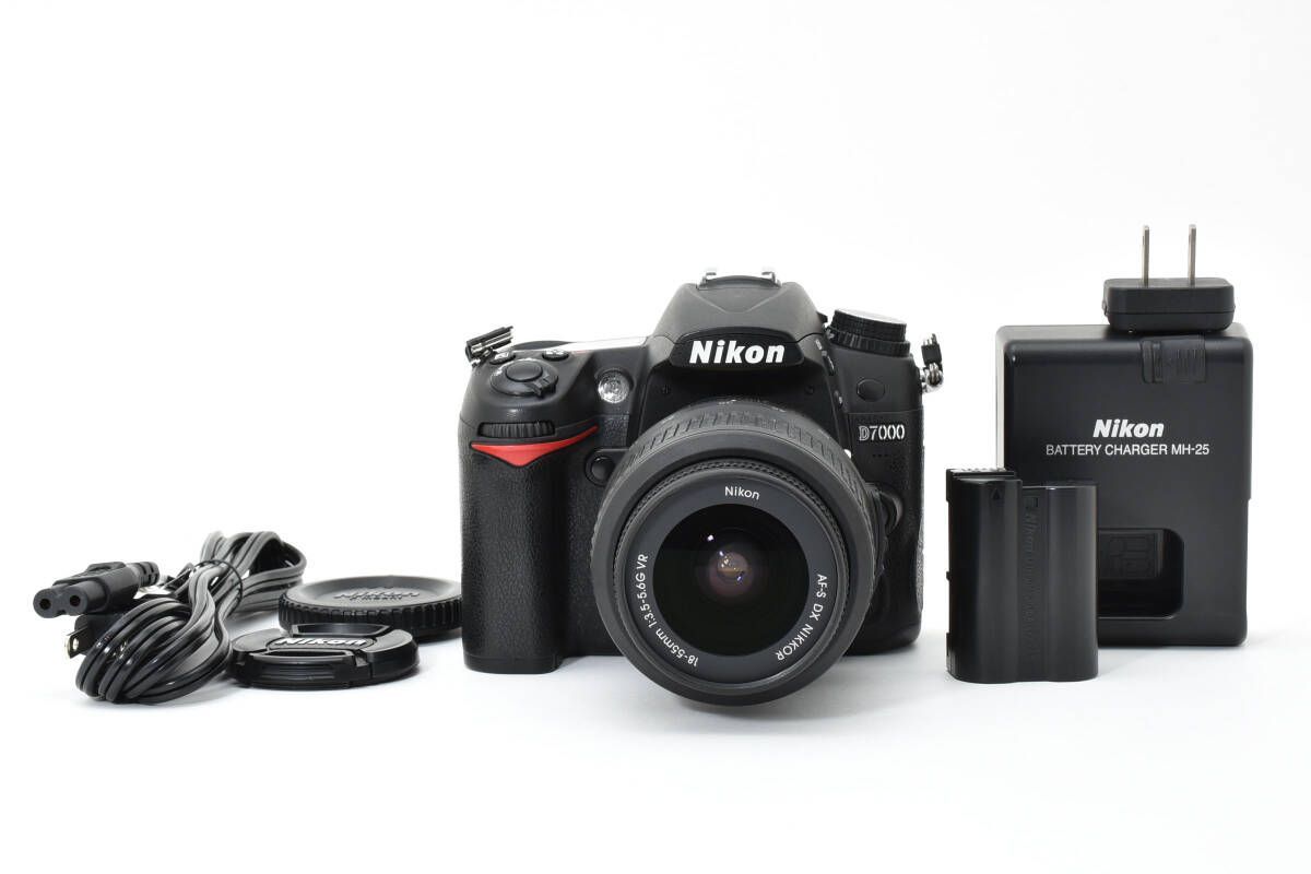 ☆美品☆《ショット数7,864回 》ニコン NIKON D7000 AF-S NIKKOR 18