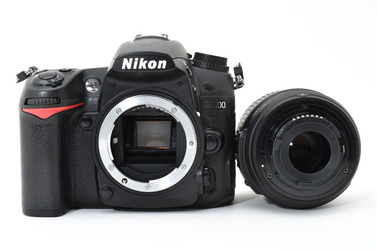 ☆美品☆《ショット数7,864回 》ニコン NIKON D7000 AF-S NIKKOR 18