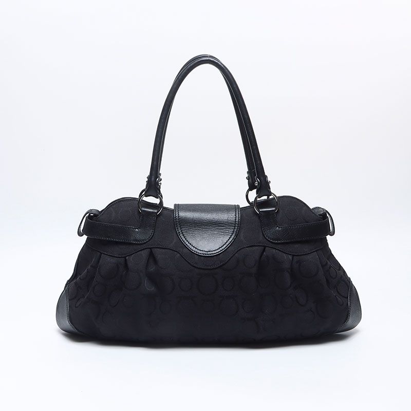 Salvatore Ferragamo サルヴァトーレフェラガモ ショルダーバッグ