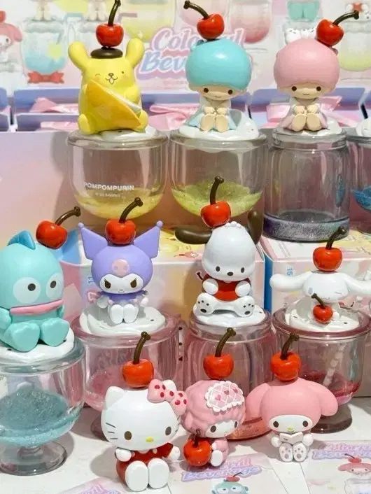 最新作，100%新品 サンリオ カクテル キーホルダー フィギュア (正規品) ポチャッコ その他
