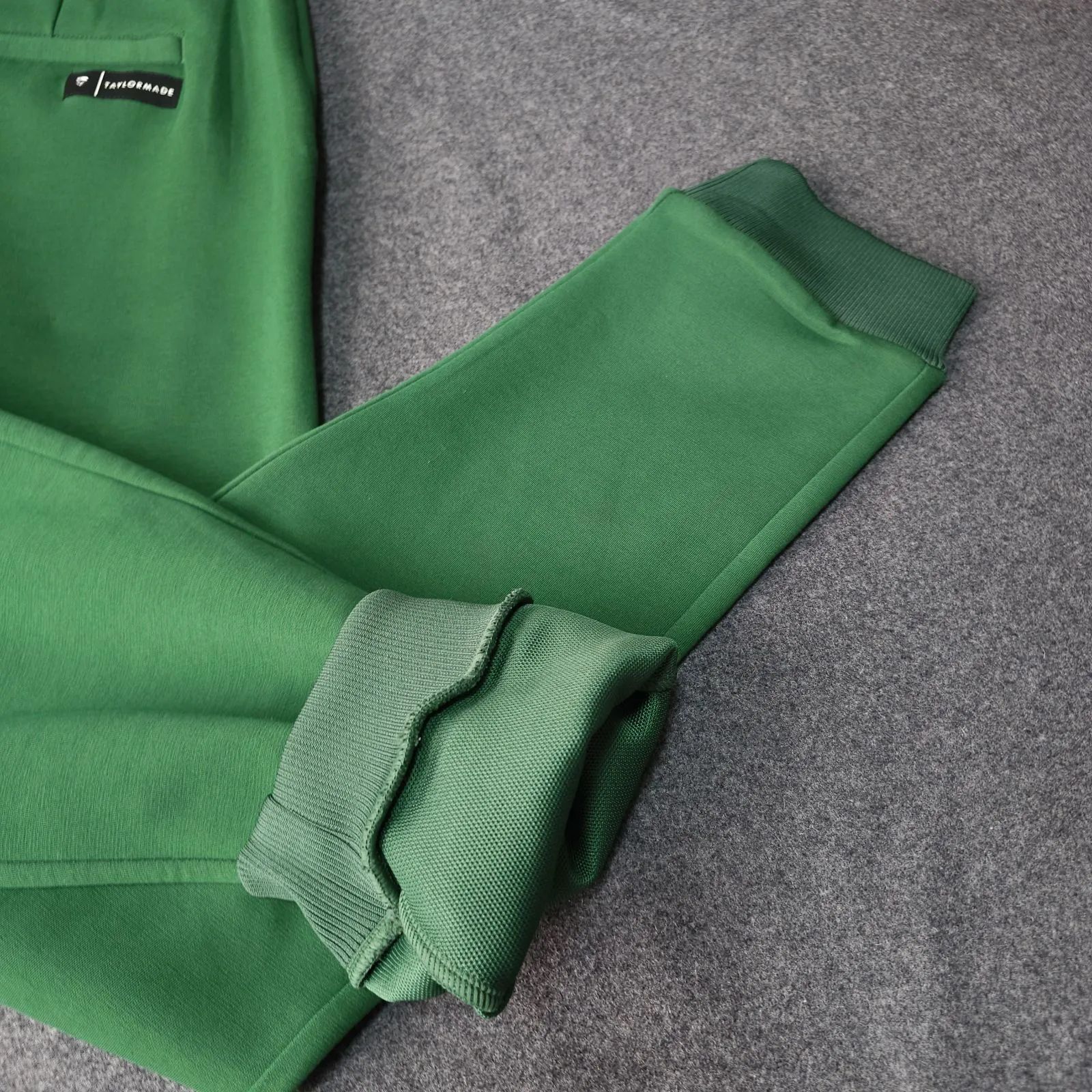 TaylorMade】テーラーメイド 秋冬 ダンボールニット素材 ストレッチ