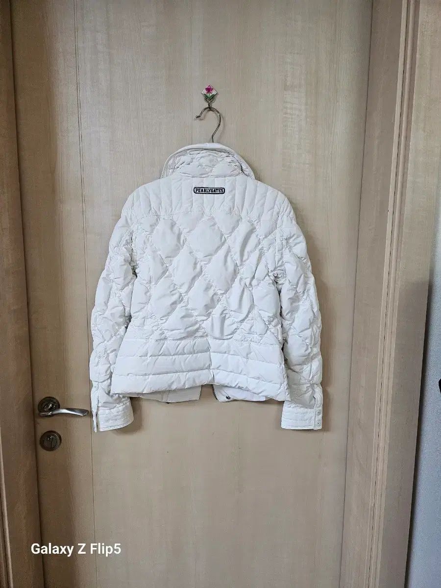PEARLY GATES レディースダウンジャケット ホワイト PEARLY GATES (パーリーゲイツ) 中綿ダウンコート レディース SIZE S