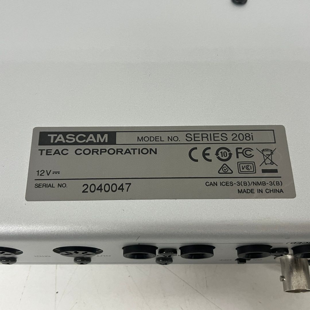 TASCAM SERIES 208i オーディオインターフェイス SERIES 208i | 20-IN/8-OUT USB Audio/MIDI Interface | TASCAM