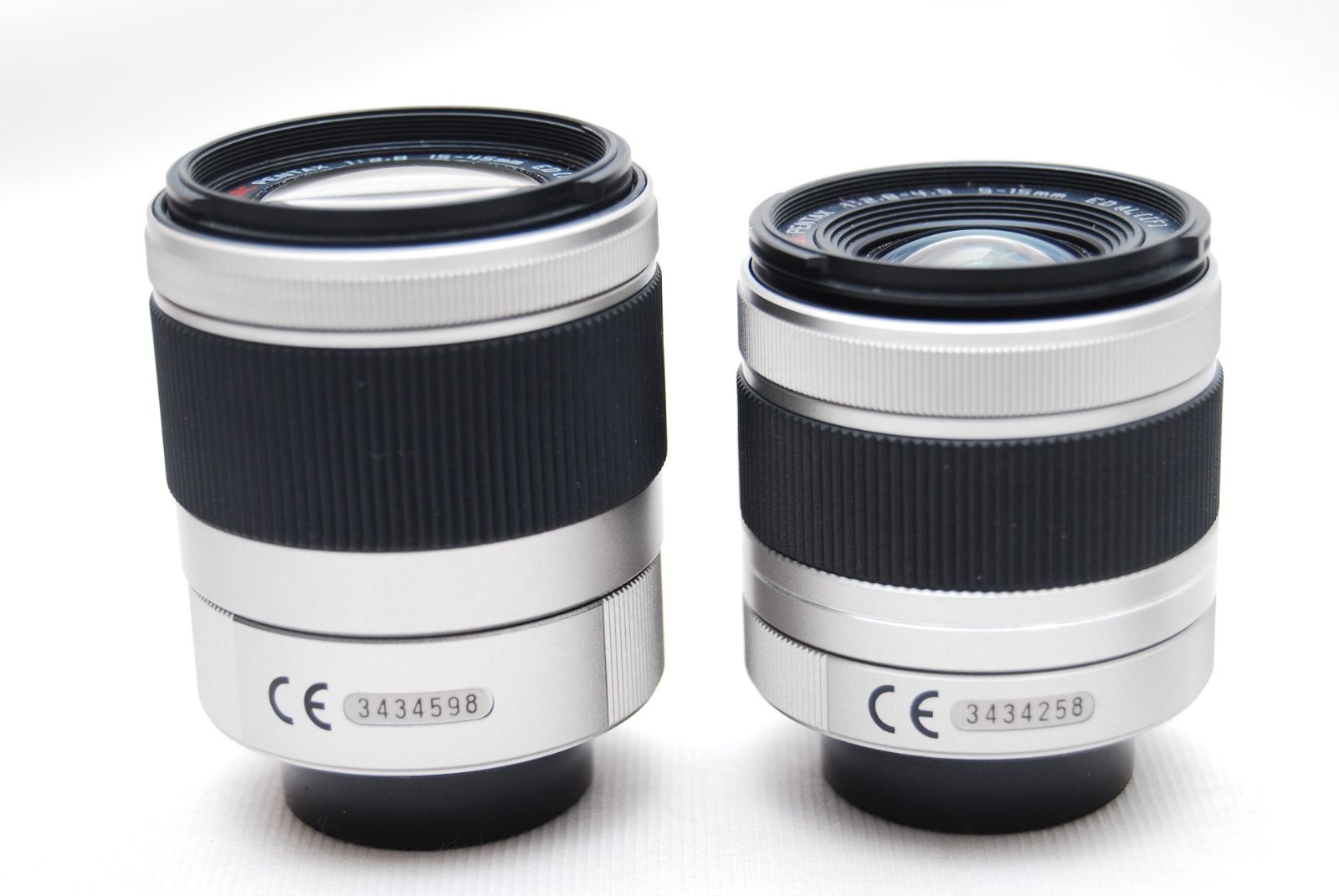 ☆極上美品 PENTAX ミラーレス一眼 Q7 ダブルズームキット [標準ズーム