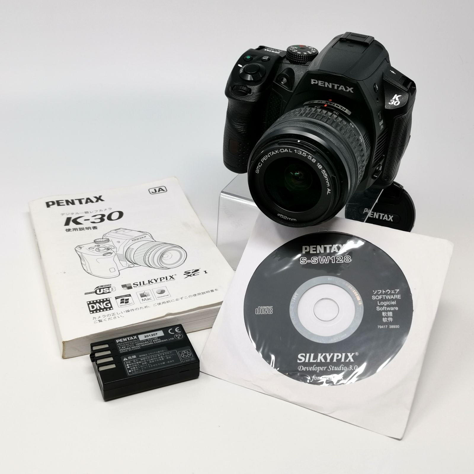 美品】PENTAX K-30 充電器 説明書付 ペンタックス 通電確認済み