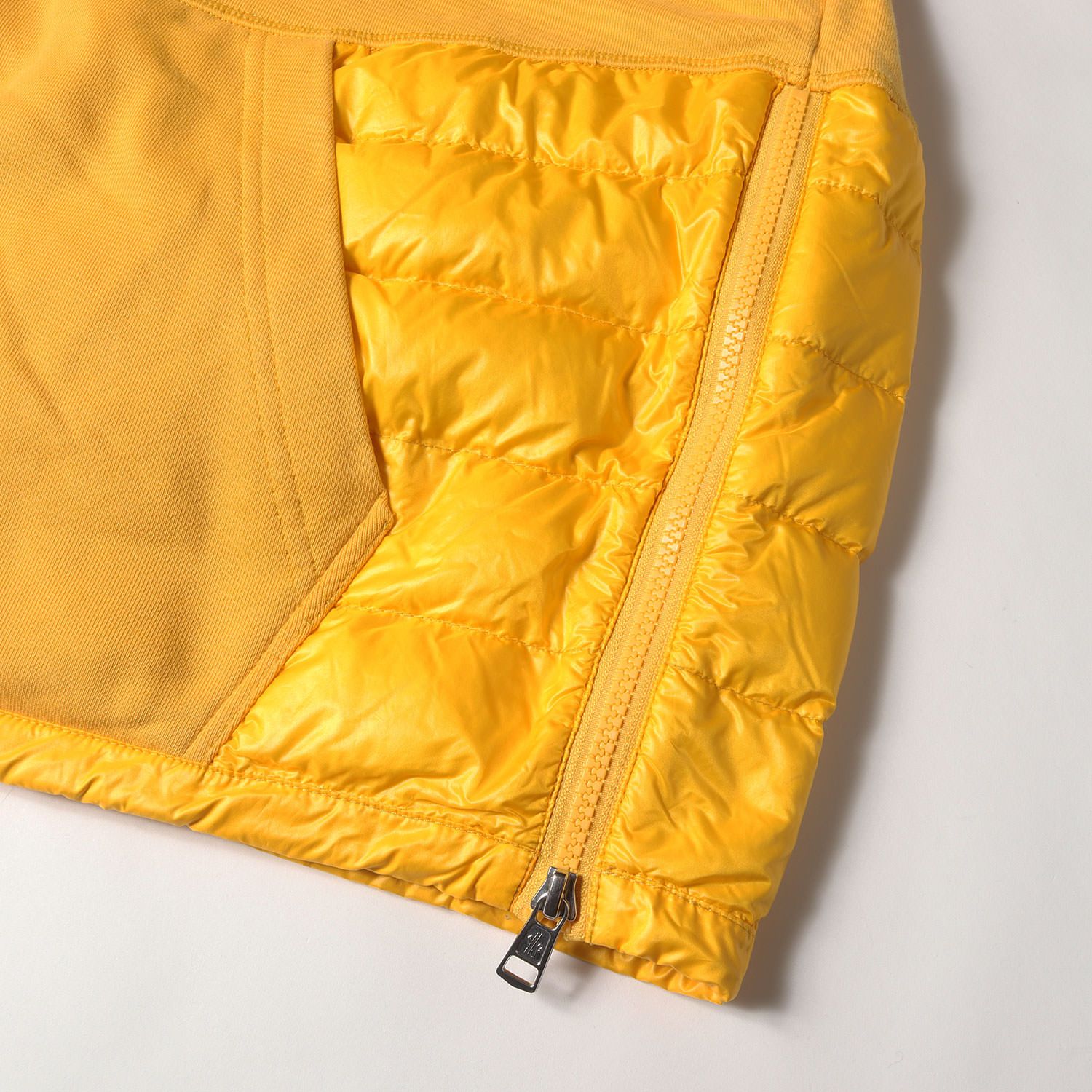 MONCLER モンクレール パーカー イエロー サイズ:M | ナイロンダウン