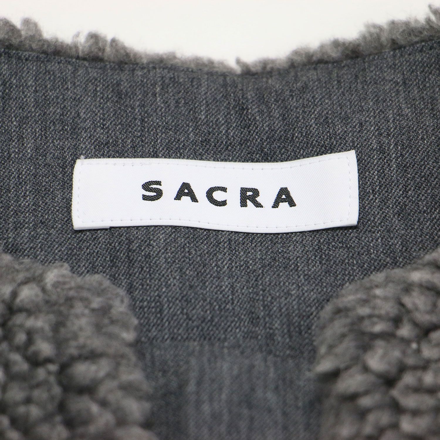 SACRA サクラ ボアプードル ファーベスト グレー ベスト SACRA（サクラ） ショートジレ プードルファー ショートベスト