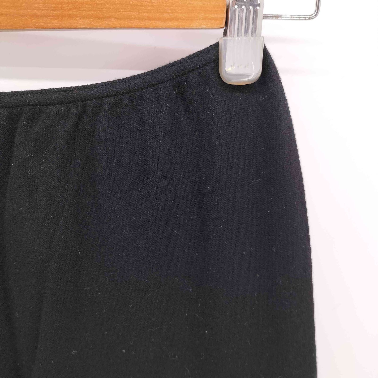 イッセイミヤケ ISSEY MIYAKE イージー ストレッチ レギンスパンツ