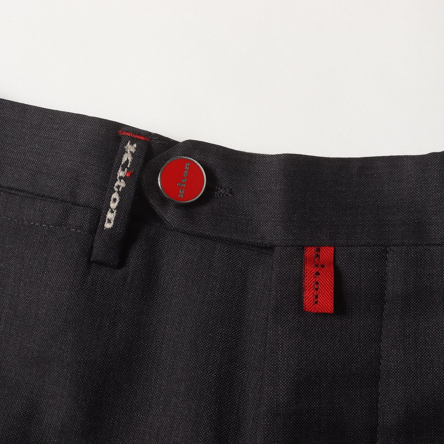 【新品】Kiton キートン パンツ ヘザーグレー サイズ:32 | 近年モデル スリム ストレート トラウザー スラックス パンツ (UFPP79K08181) | MADE IN ITALY | ボトムス ズボン【メンズ】【中古】 新品】Kiton キートン パンツ ヘザーグレー サイズ:32 | 近年モデル