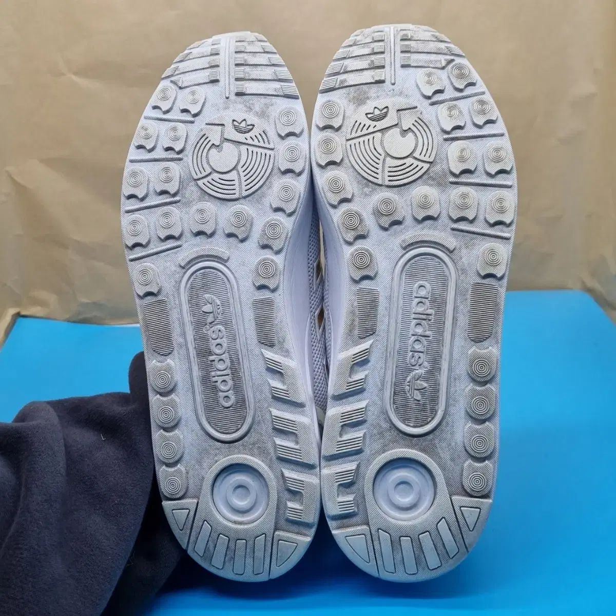 アディダス ZXラックス メンズスニーカー 280 - メルカリ