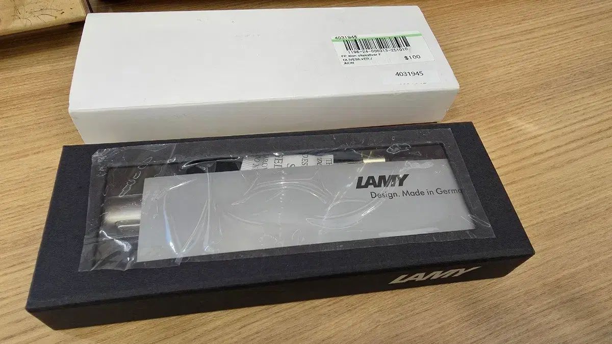 LAMY 万年筆 アイオン ラミー F オリーブ : 細字 みじかびの シルバー