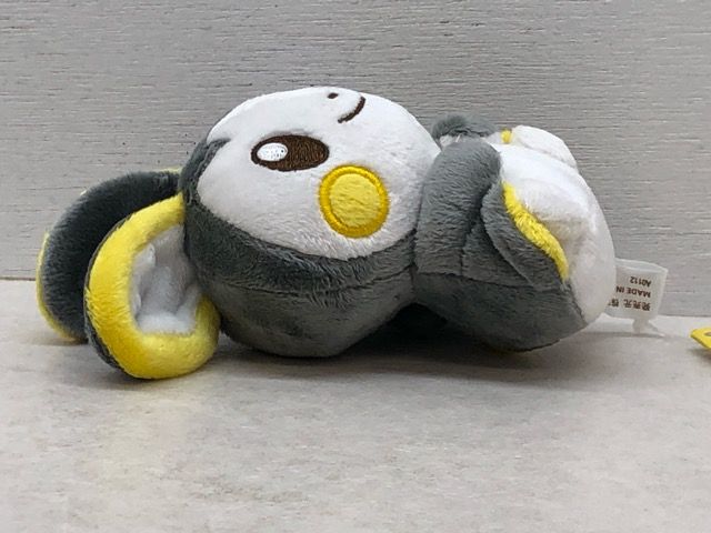 ☆希少・レア☆ ぬいぐるみ ポケモンキャンバス エモンガ