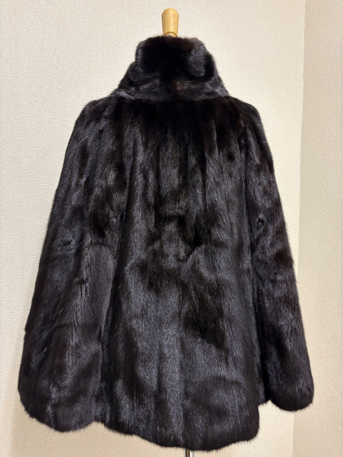 ミンクポンチョ ケープ リアルファー 毛皮 C25122114 - メルカリ