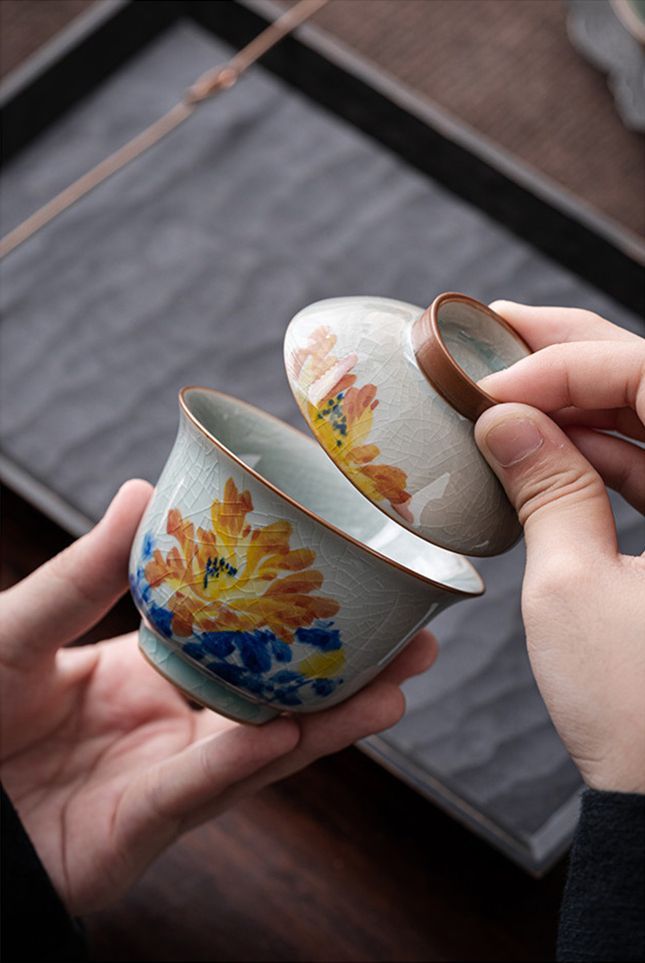藍釉刻芭蕉葉杯 湯呑 中国茶器　飲茶食器 美品 美術品 装飾品 置物 藍釉刻芭蕉葉杯 湯呑 中国茶器 飲茶食器 美品 美術品 装飾品 置物 藍釉
