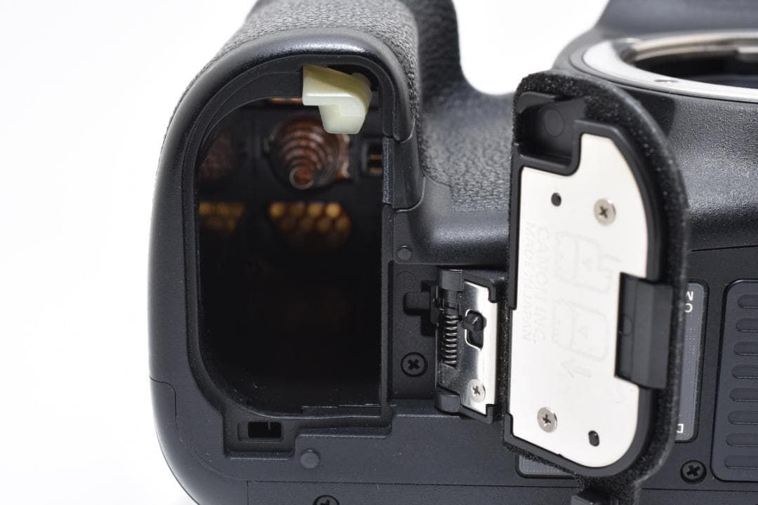 Canon EOS 7D Mark II 標準&望遠 ダブルズームキット - メルカリ