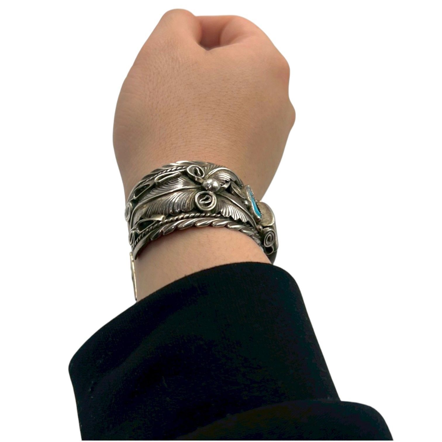 Vintage NAVAJO Mike Thomas Jr. シルバー ベアクロー ターコイズ