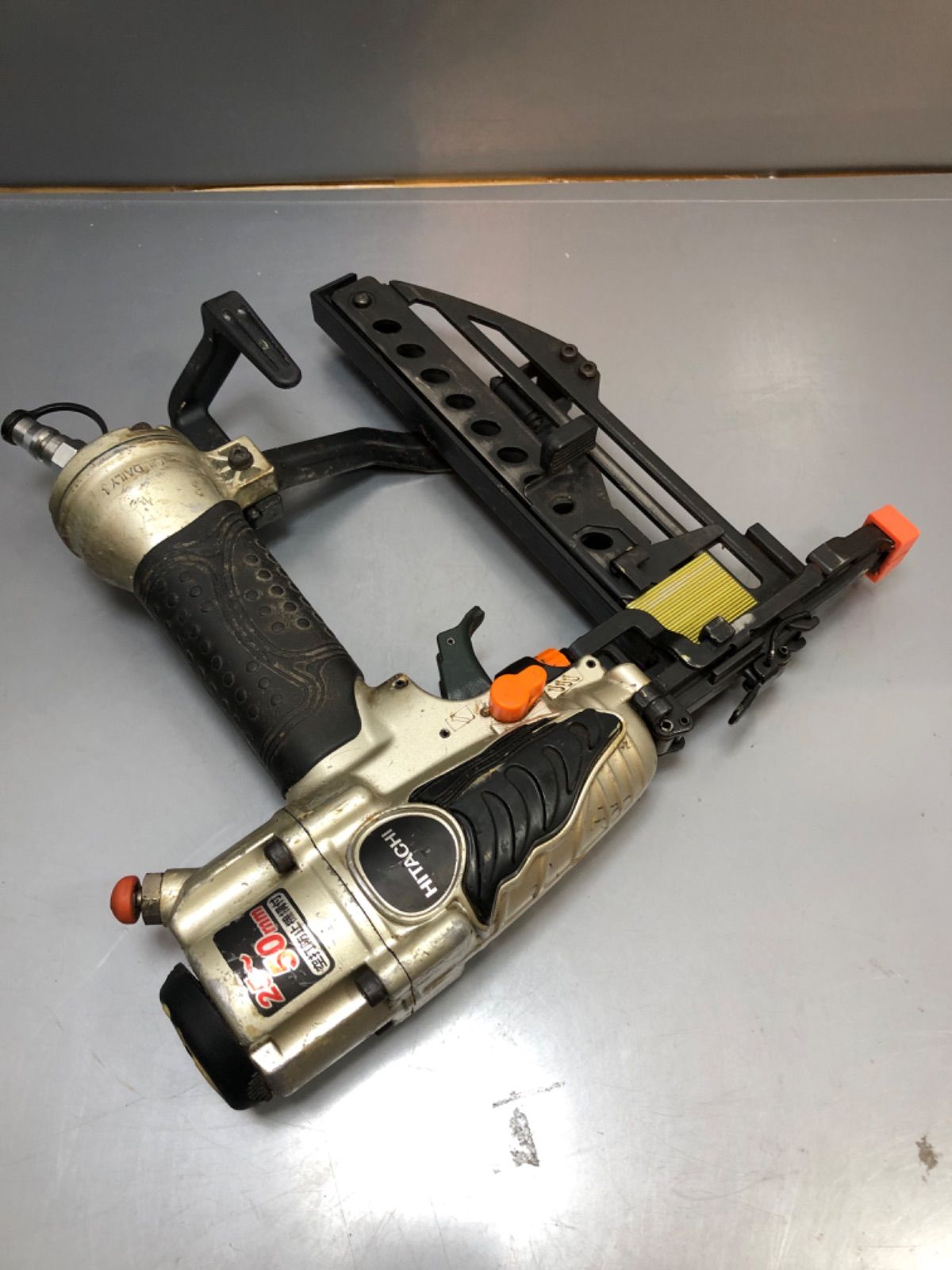 日立工機 常圧 50mm フロアタッカー N5004MF 作動品 HITACHI 【公式通販】