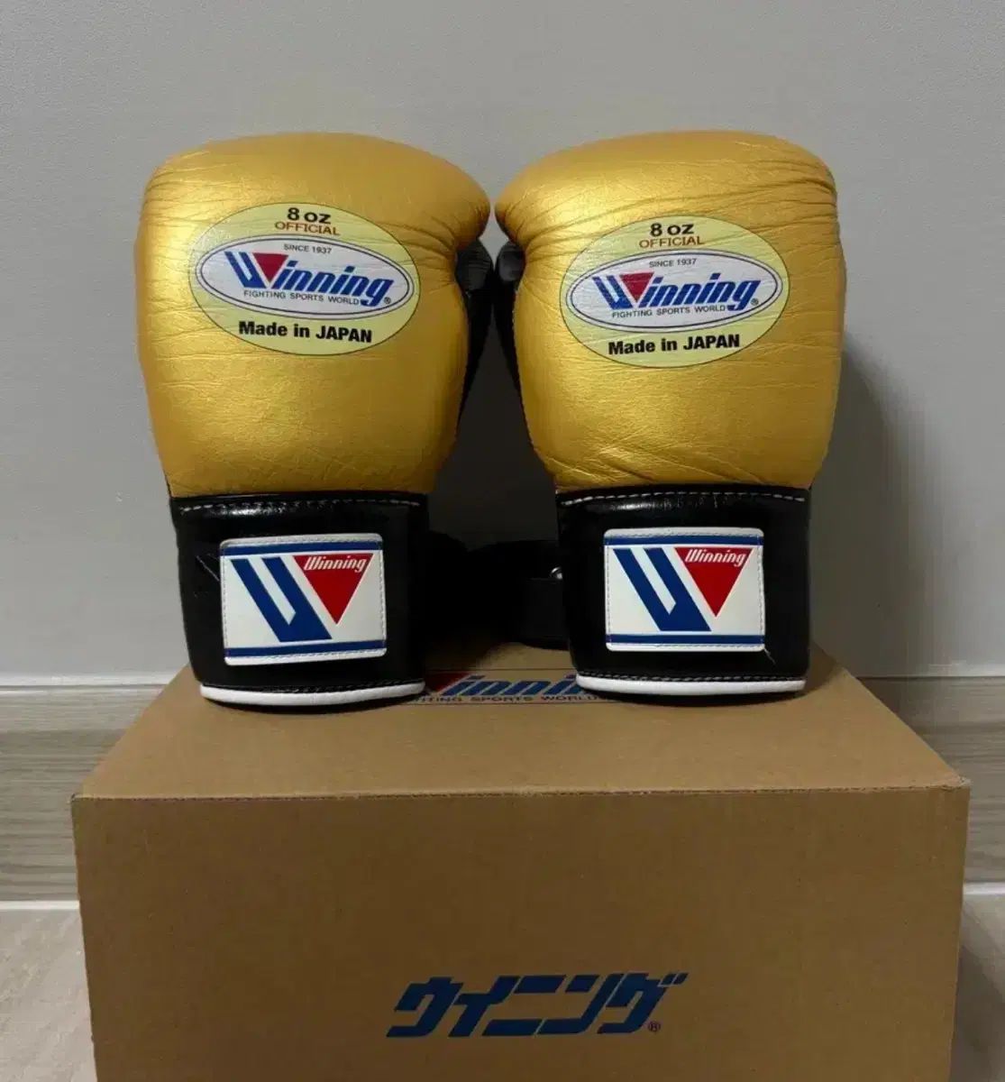 ウィニング 8oz ボクシング グローブ GOLD - メルカリ