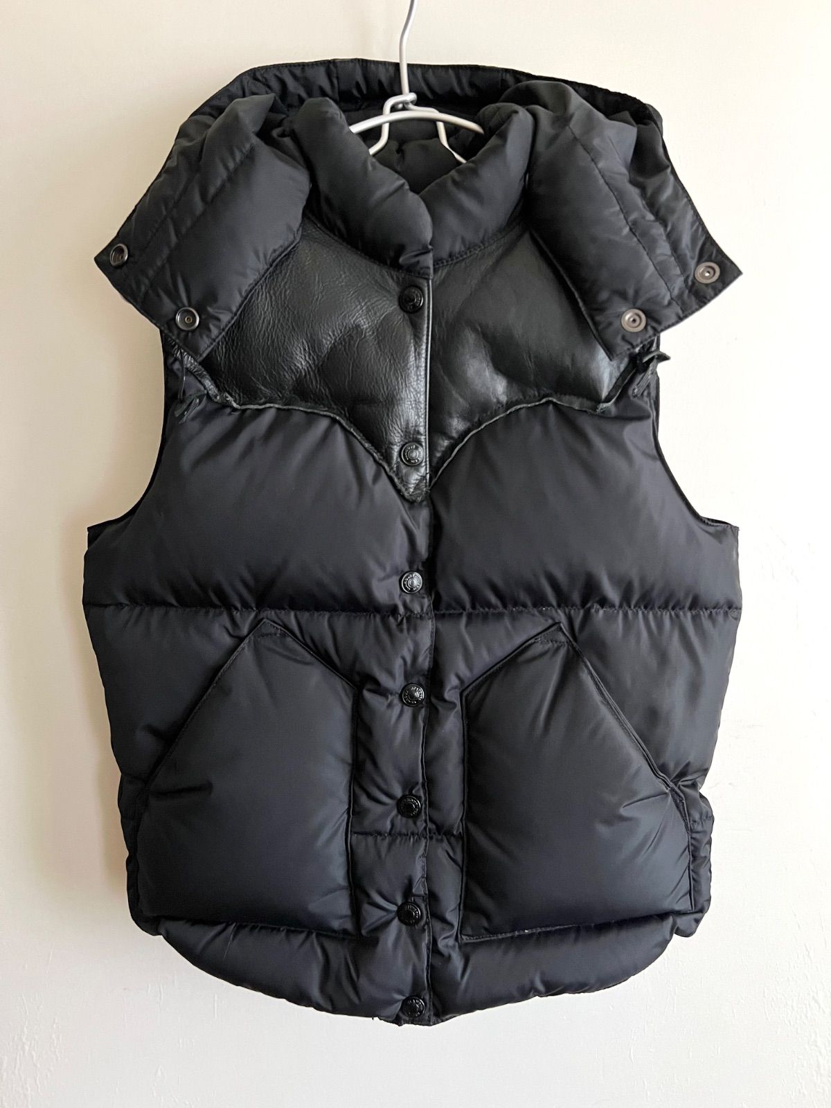 おふくちゃん専用HYSTERIC GLAMOUR ダウンベスト Rocky Mountain × hysteric glamour フーディー レザー切り替えダウン