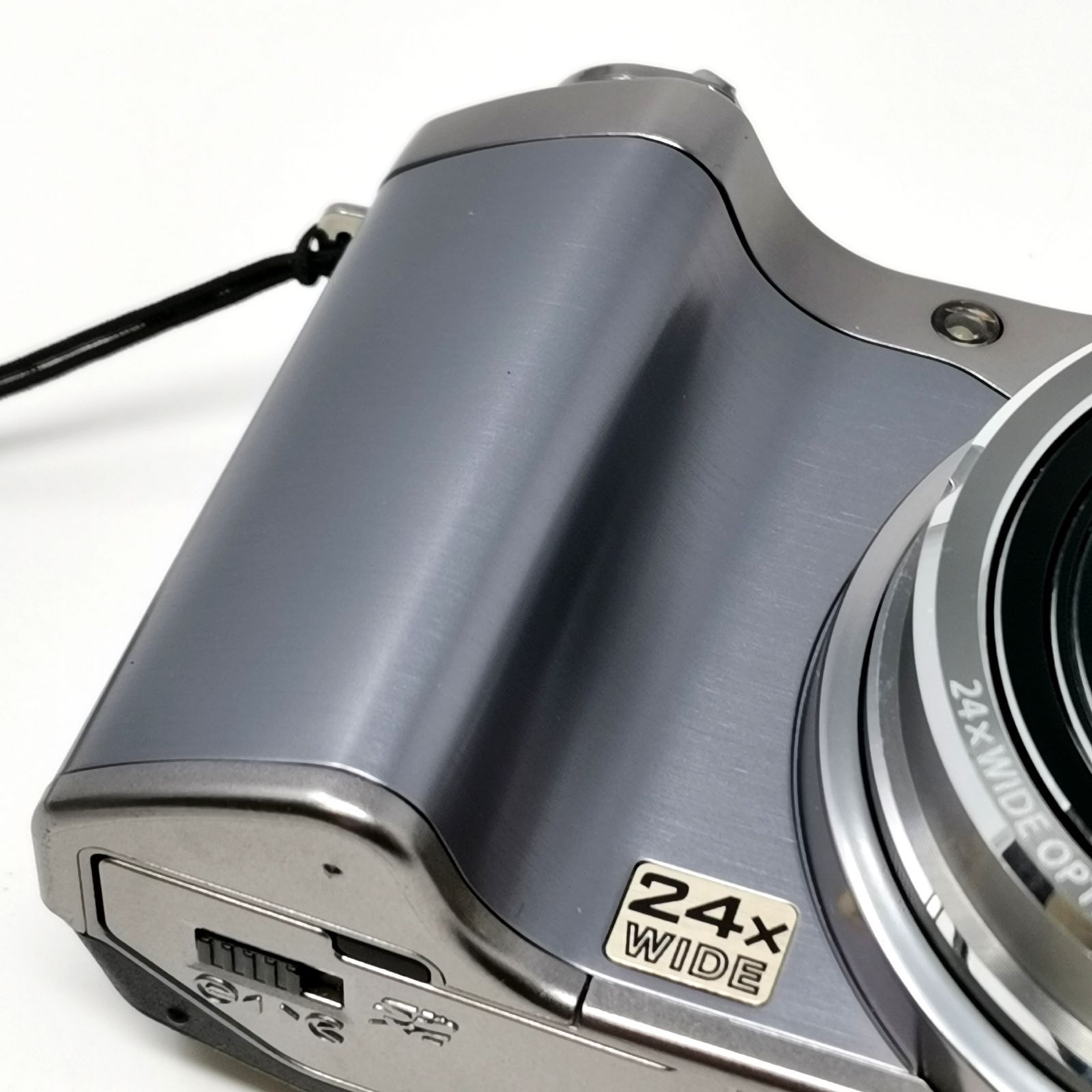 オリンパス SZ-14 デジカメ 充電器ないため動作未確認 シルバー ソフト