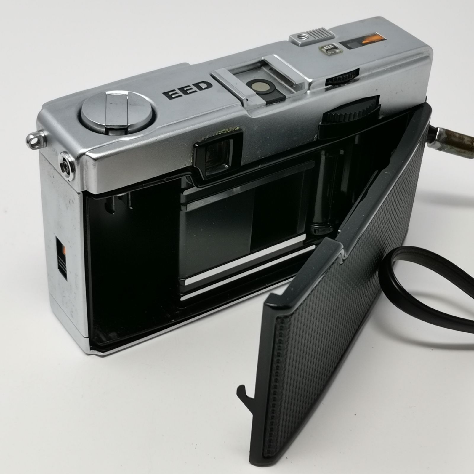 オリンパス PEN EED フィルムカメラ シルバー フィルムないため動作
