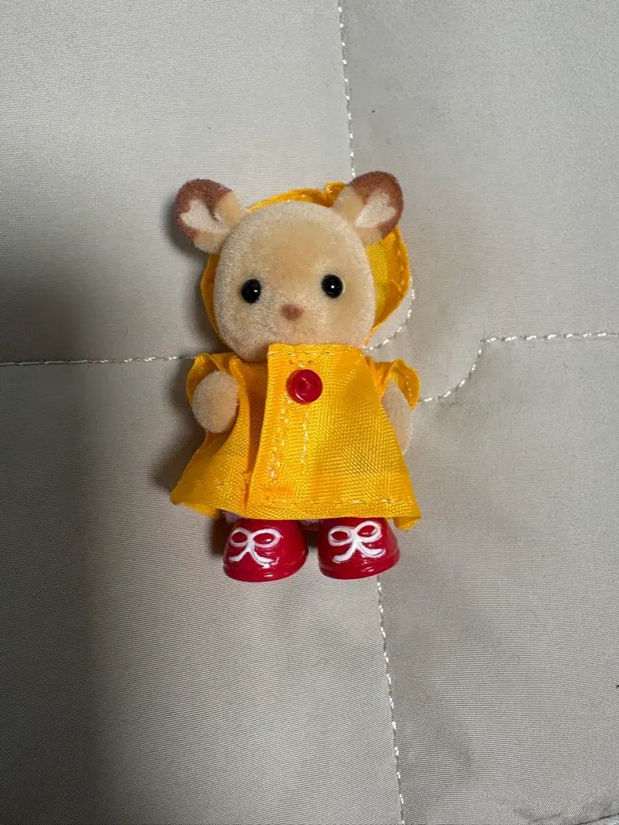 100%新品，最新作 シルバニア レインコート Sylvanian Families Sylvanian Families レインコート 鹿 直立 赤ちゃん その他