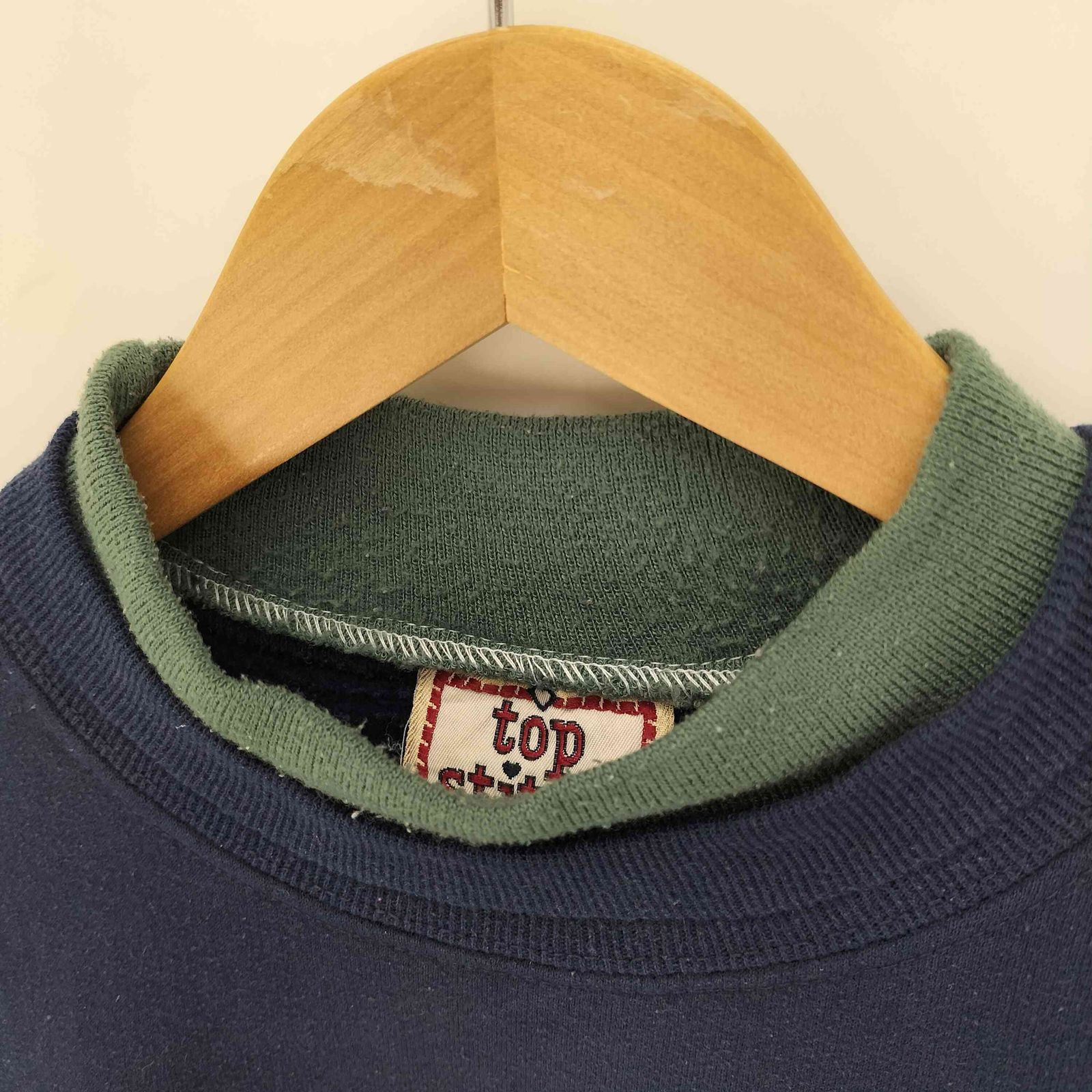 ユーズドフルギ USED古着 フラワー刺繍 クルーネック スウェット