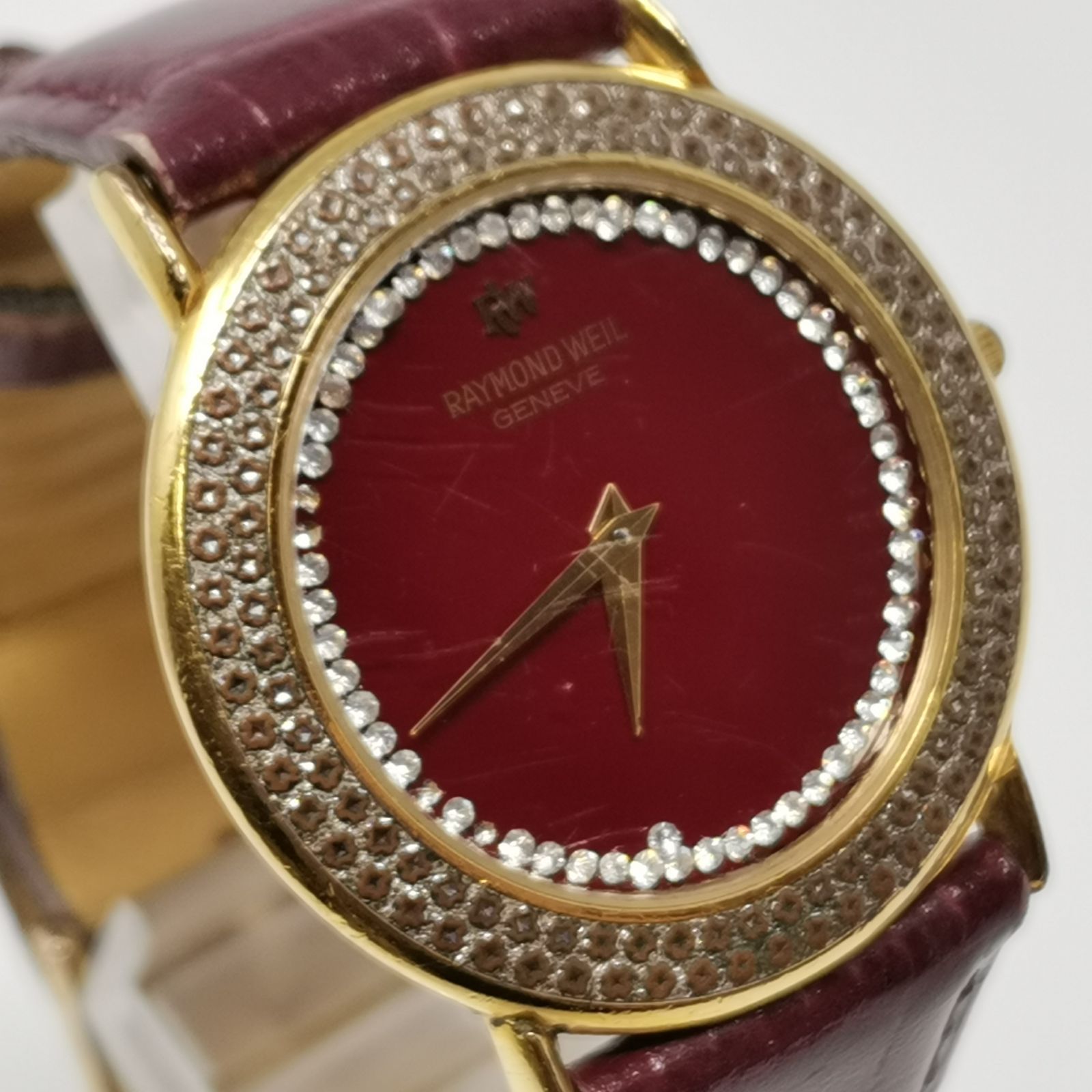 専用280レイモンドウェイル　ラインストーン　メンズ 時計 ゴールド レディース 専用280レイモンドウェイル ラインストーン メンズ 時計 ゴールド