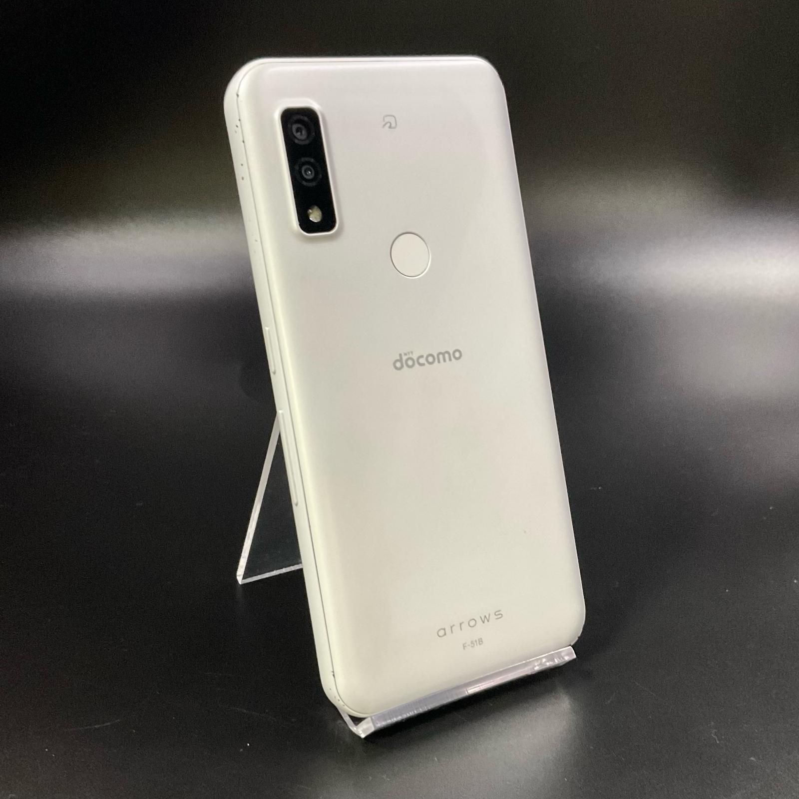 富士通 arrows We 64GB ホワイト docomo SIMフリー F-51B 白ロム 動作
