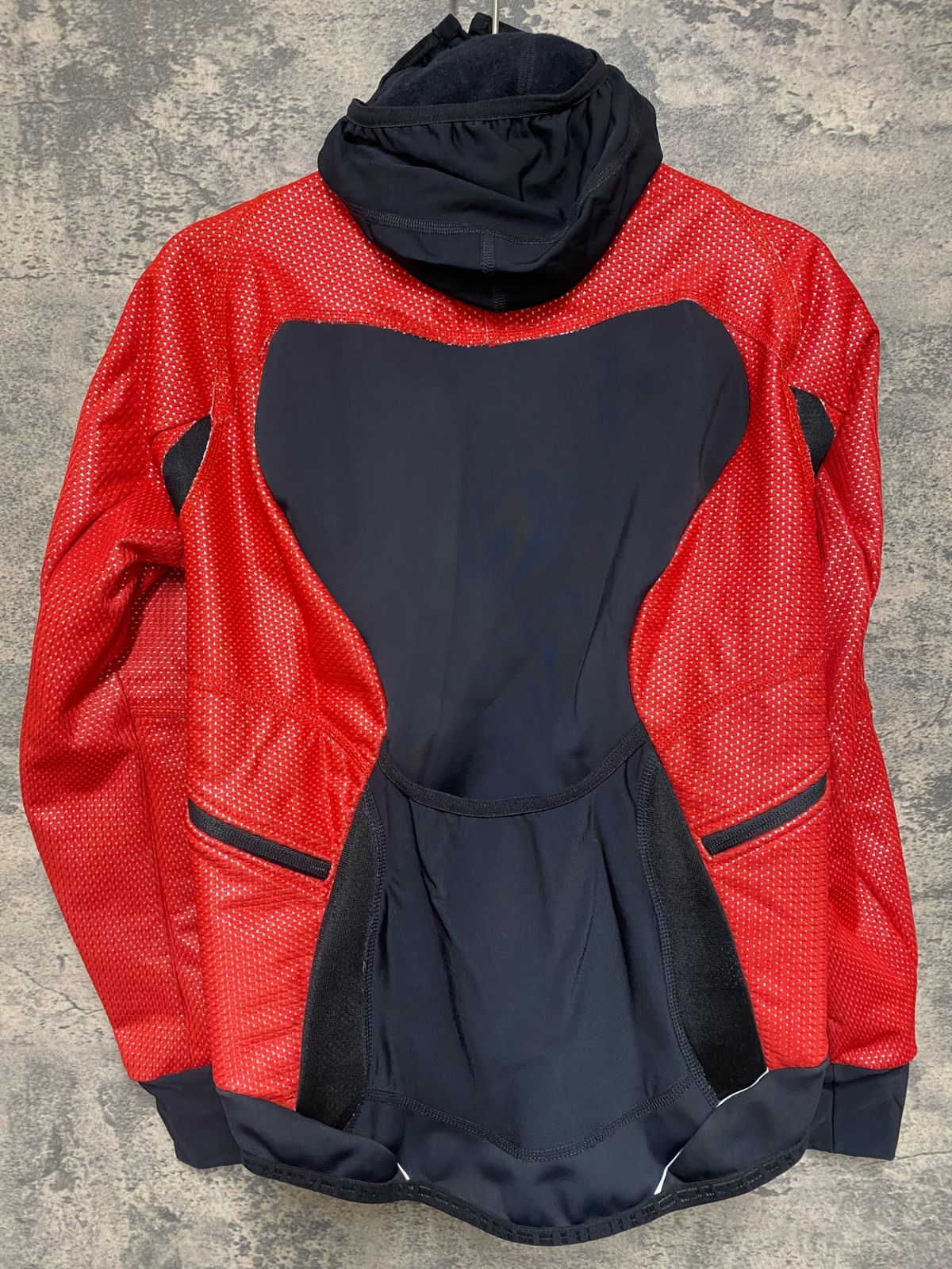 JP507 アソス assos fugujack 長袖 サイクルジャケット 赤 XS 裏起毛