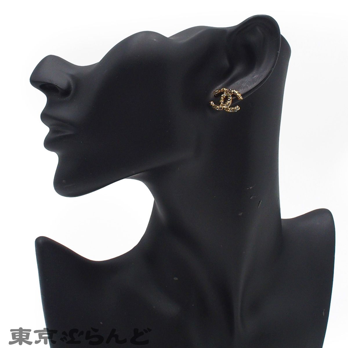 CHANELピアス シャネル CHANEL ピアス ゴールドxブラック メタル ラインストーン