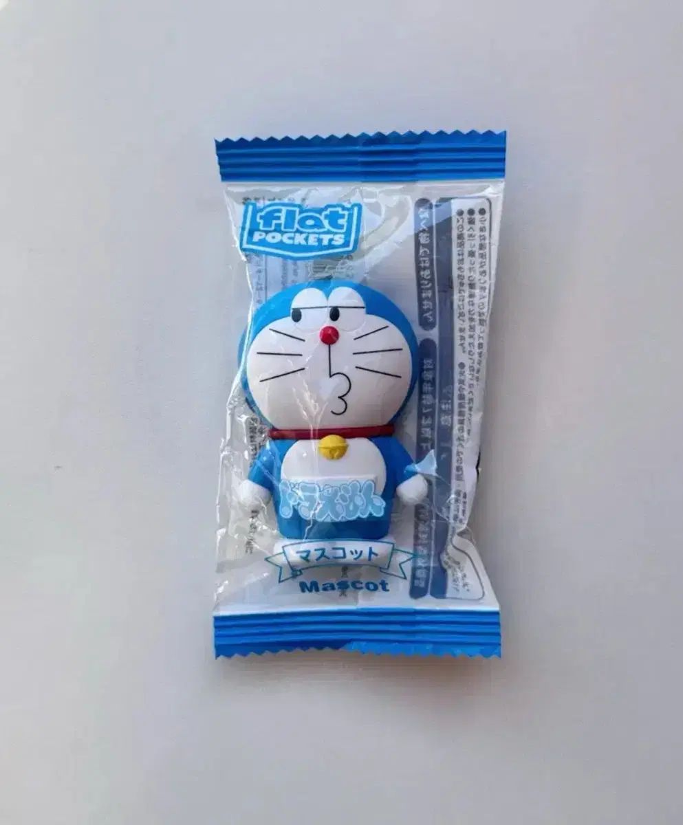 日本ドラえもんフラットフィギュア5種セット - メルカリ