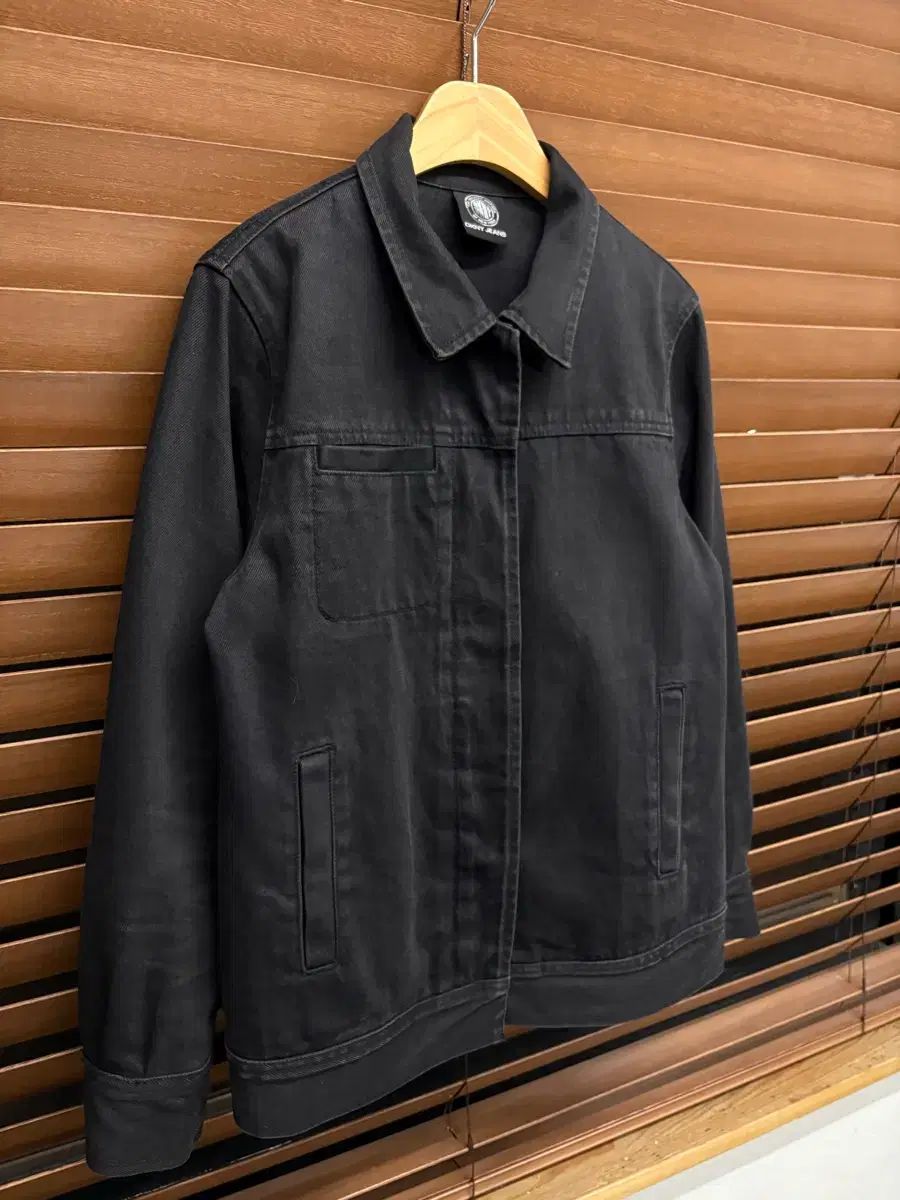 DKNY トラッカー ブラックデニム ポケット デニム ショップ ジャケット